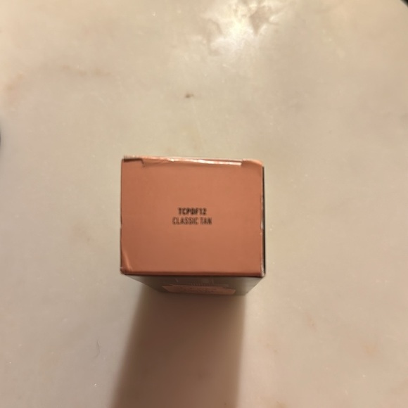 NYX total control drop foundation new tan - Picture 5 of 6